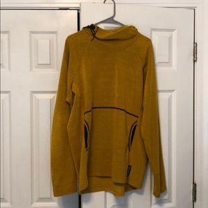 Men’s XL melanzana. Yellow